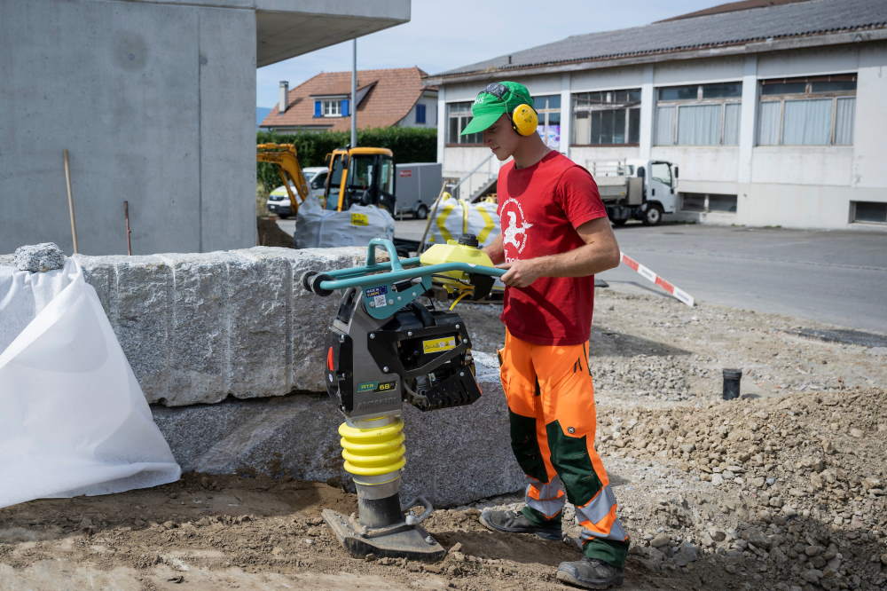 Utilizzo e manutenzione delle macchine e degli apparecchi