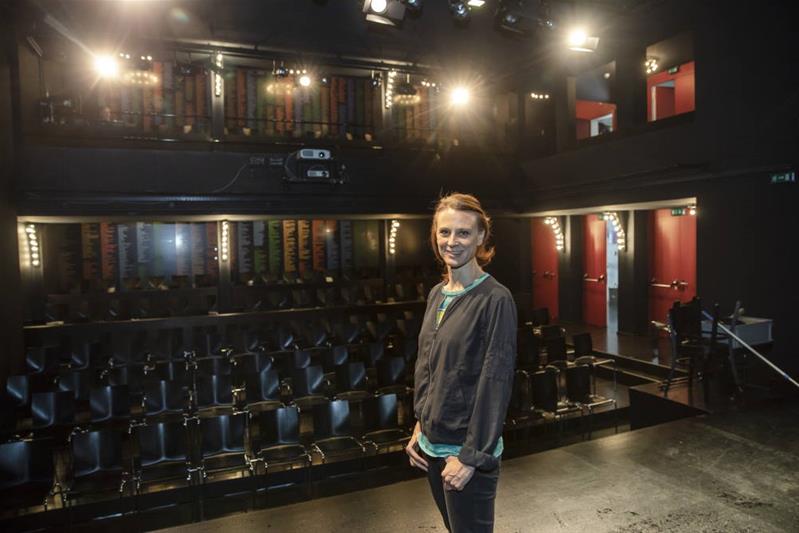 Judith Rohrbach sorride sul palco